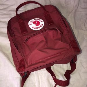 Fjallraven Kanken Mini Bag!